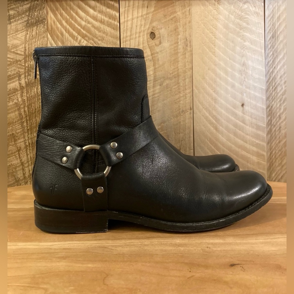 FRYE MOTO BOOTS. Women’s Size 10